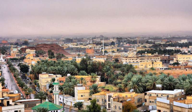 السعودية : شرطة الجوف تكشف حقيقة "مضاربة الأسلحة النارية" و"وفاة شاب" بسكاكا