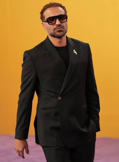 أحمد فهمي يكشف حقيقة خطوبته لنصف فتيات مصر 