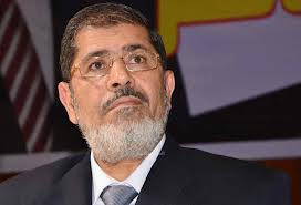 بالفيديو ..  مرسى: هناك 3 أصابع تثير الفتنة سأقطعها