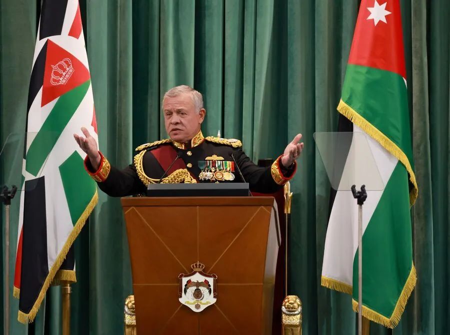 الملك يفتتح الاثنين الدورة العادية الثالثة لمجلس الأمة بخطاب العرش  