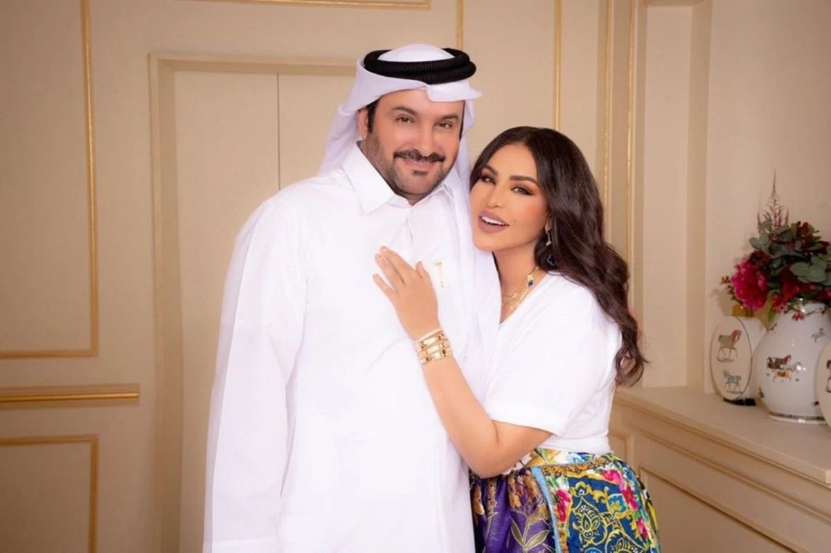زوج أحلام في دمشق ..  استقبال حاشد لمبارك الهاجري بالخيل والسجادة الحمراء