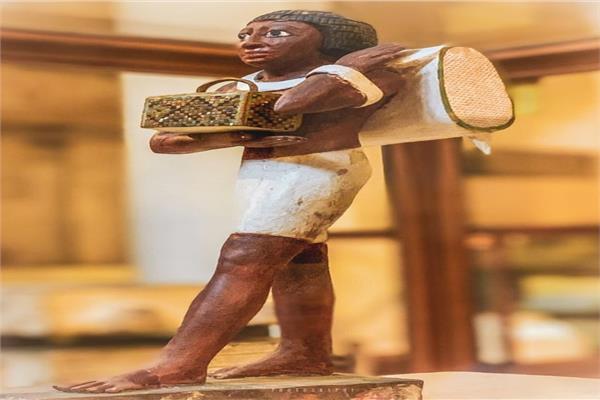 أول حقيبة ظهر في العالم داخل متحف مصري 
