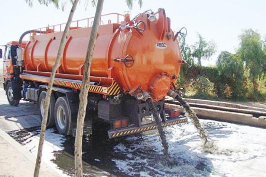 كفالة عدلية بقيمة (50 ) ألف دينار لسائق صهريج فرغ حمولته بمنهل للصرف الصحي 