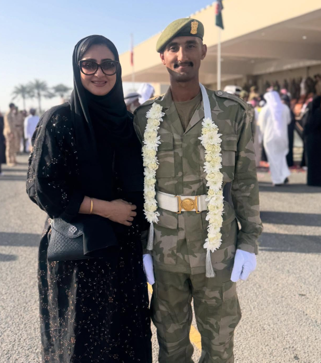 "يا أول فرحة في حياتي" ..  هيفاء حسين تحتفل بتخرج ابنها من الكلية العسكرية في البحرين 