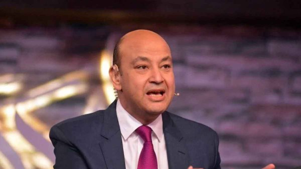 عمرو أديب: امي ماتت راضية عني وهذا سر نجاحي