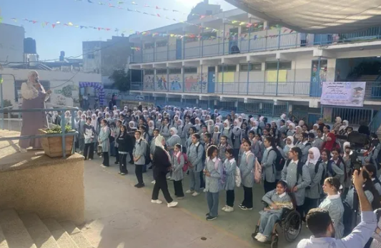 تقليص أيام الدراسة في مدارس "الأونروا" بالضفة بسبب الأزمة المالية