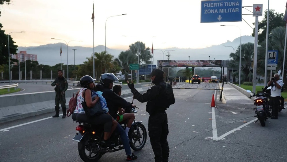 الجيش الفنزويلي: فقدنا 24 ضابطاً على الأقل خلال العملية الأميركية