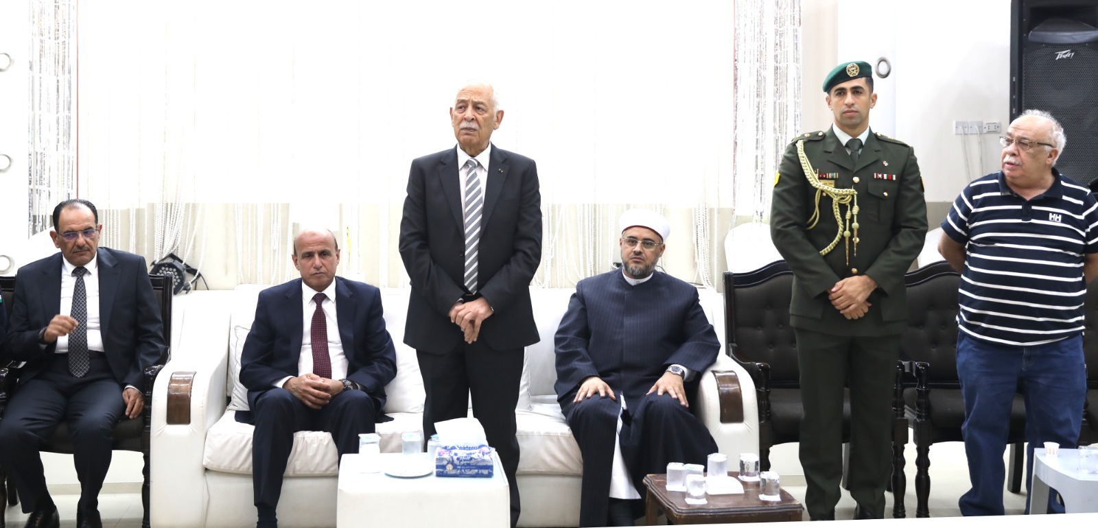 مندوبا عن الملك وولي العهد ..  العيسوي يعزي المدادحة والعبيسات والذنيبات