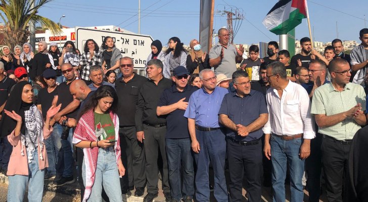 شبان القدس يفتحون الطرقات "رغما عن أنف الاحتلال" لوصول أهالي الداخل للأقصى