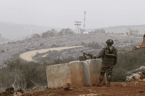 الاحتلال: شكوك بفرار شخص نحو لبنان