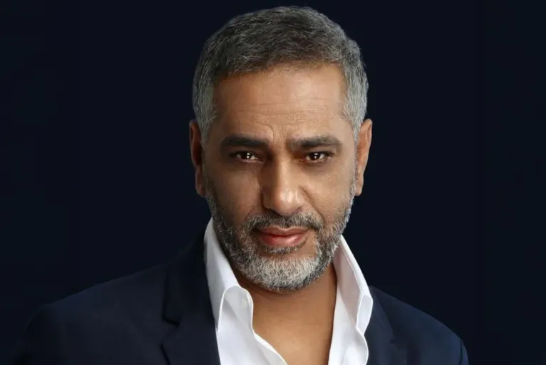 أنباء عن منح فضل شاكر إقامة دائمة في السعودية