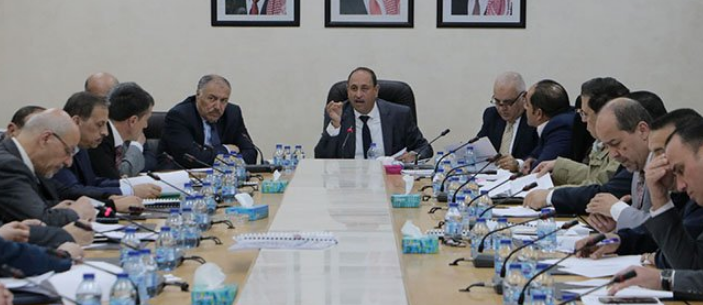"الصحة النيابية" تدعو لإعادة النظر بمعدل القبالة