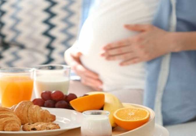 إفطار الحامل في رمضان  ..  متى يكون ضرورياً لصحتها وحياة الجنين