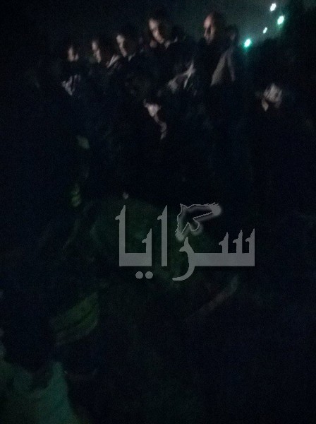 بالصور : العثور على جثة طفلة غرقت في سيل الزرقاء