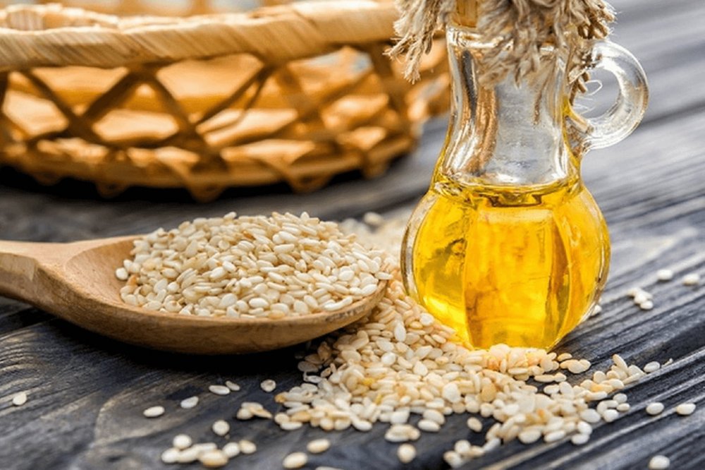زيت السمسم لعلاج الأمراض المختلفة وأهمها الجلدية ومنها الأكزيما