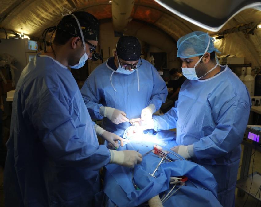 الميداني الأردني جنوب غزة يتعامل مع عشرات الجرحى والمصابين