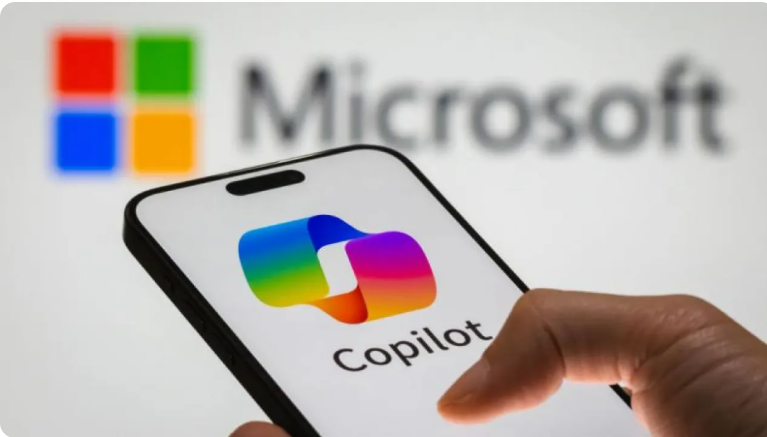 (ويندوز 11) يتخلى عن Copilot ..  هل انتهى عصر الـ AI الصريح؟