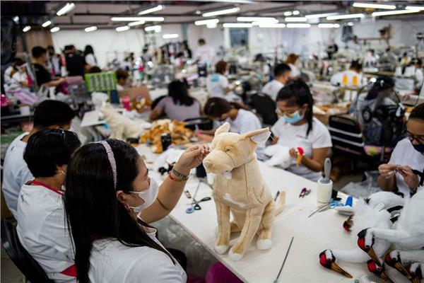 دمى طبق الأصل للحيوانات الأليفة الميتة لتخفيف أحزان أصحابها| الصور 