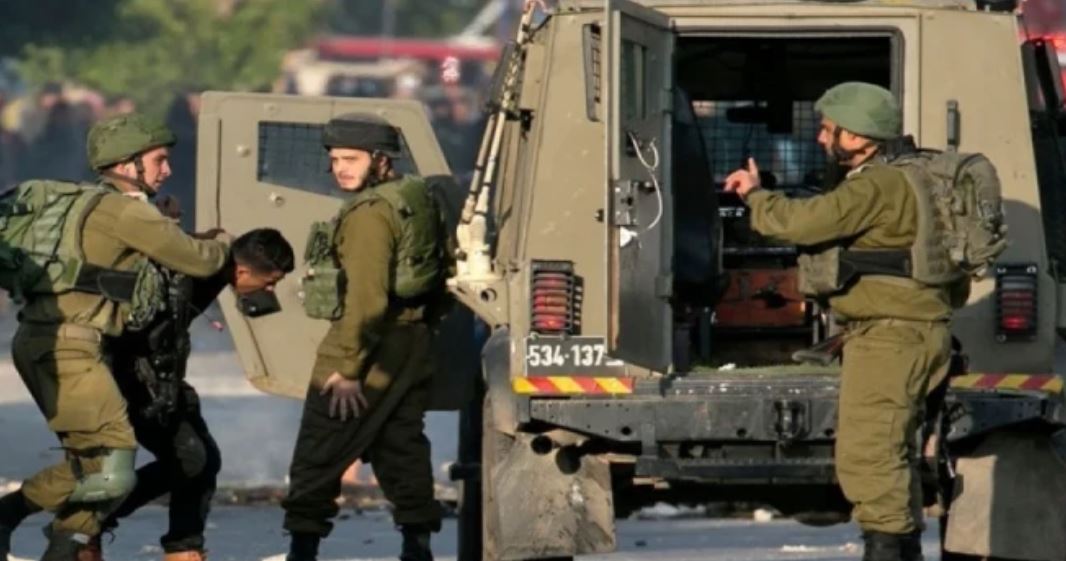  الاحتلال "الإسرائيلي" يعتقل 15 فلسطينيا من محافظة نابلس