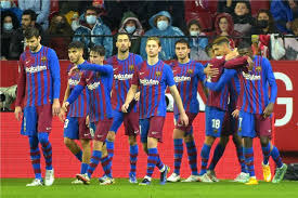 بسبب ليفاندوفسكي ..  رئيس برشلونة يهاجم تيباس
