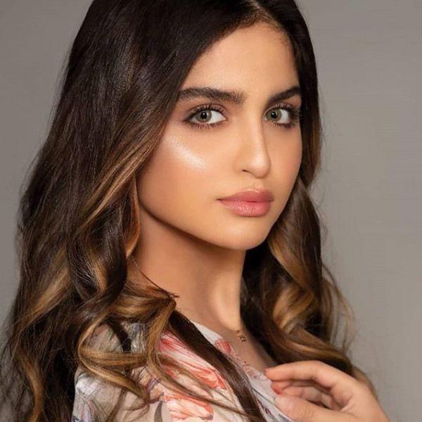 من هو صديق حلا الترك الجديد .. شاهد