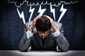 تهاجمني الأفكار الوسواسية  ..  ما الحل؟