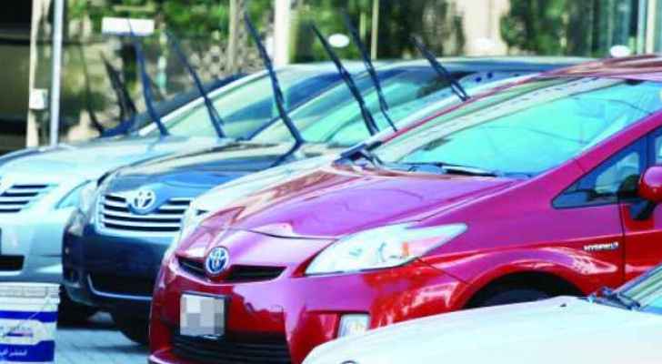 مصادر رسمية : تمديد اعفاء السيارات الهجينة (الهايبر ) حتى نهاية شهر ١ عام ٢٠١٨