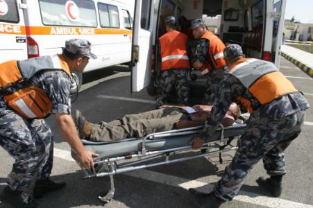 3 اصابات في حادث تصادم مركبات  في اربد و بتر رجل احدهم 