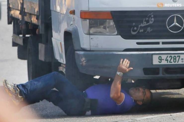 تهمه القتل العمد لفلسطيني