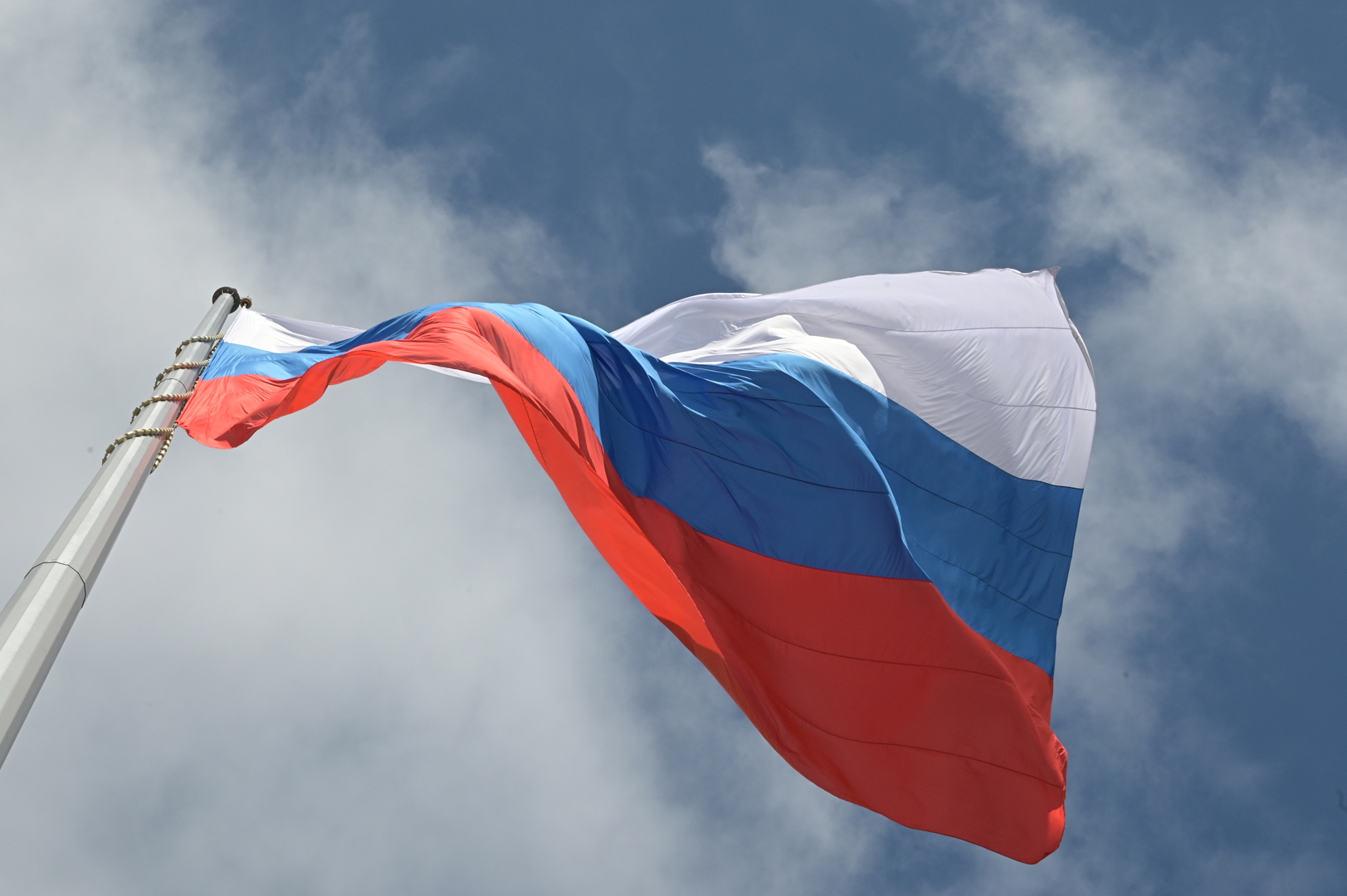 موسكو: الاتفاقيات مع لوغانسك ودونيتسك تسمح بنشر قواعد عسكرية روسية على أراضي الجمهوريتين