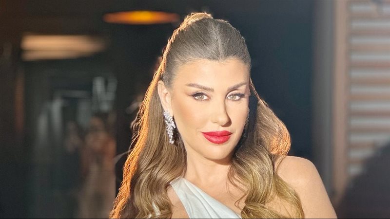 شاب أردني يثير غضب الأمهات بعد اصطحاب والدته لبرنامج زواج دون علمها