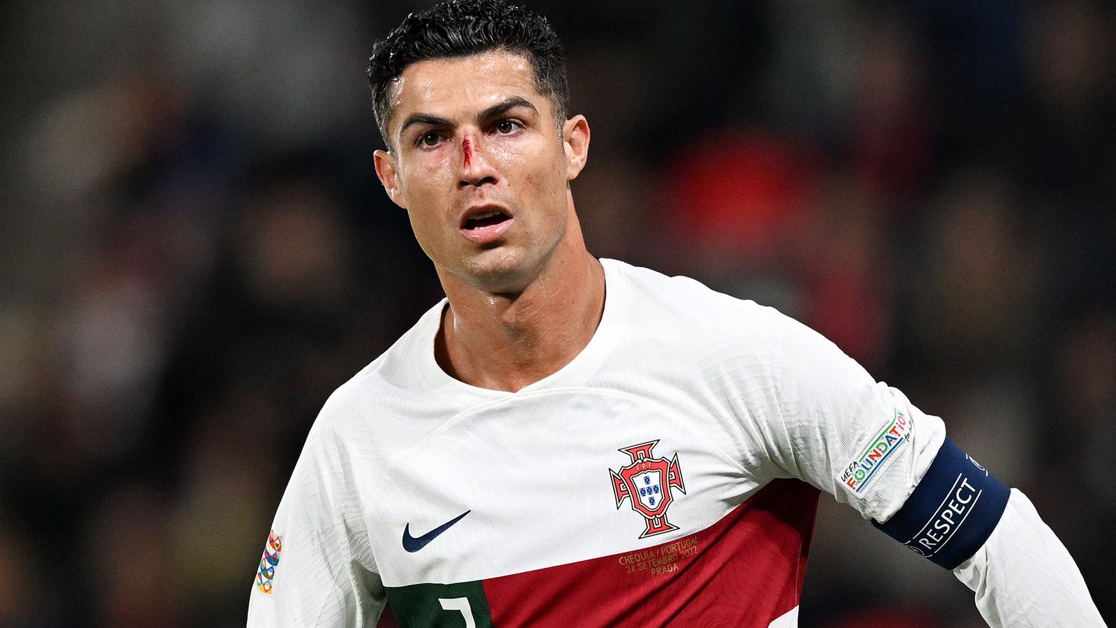 كارفالهال مدرب الوحدة يدافع عن كريستيانو رونالدو