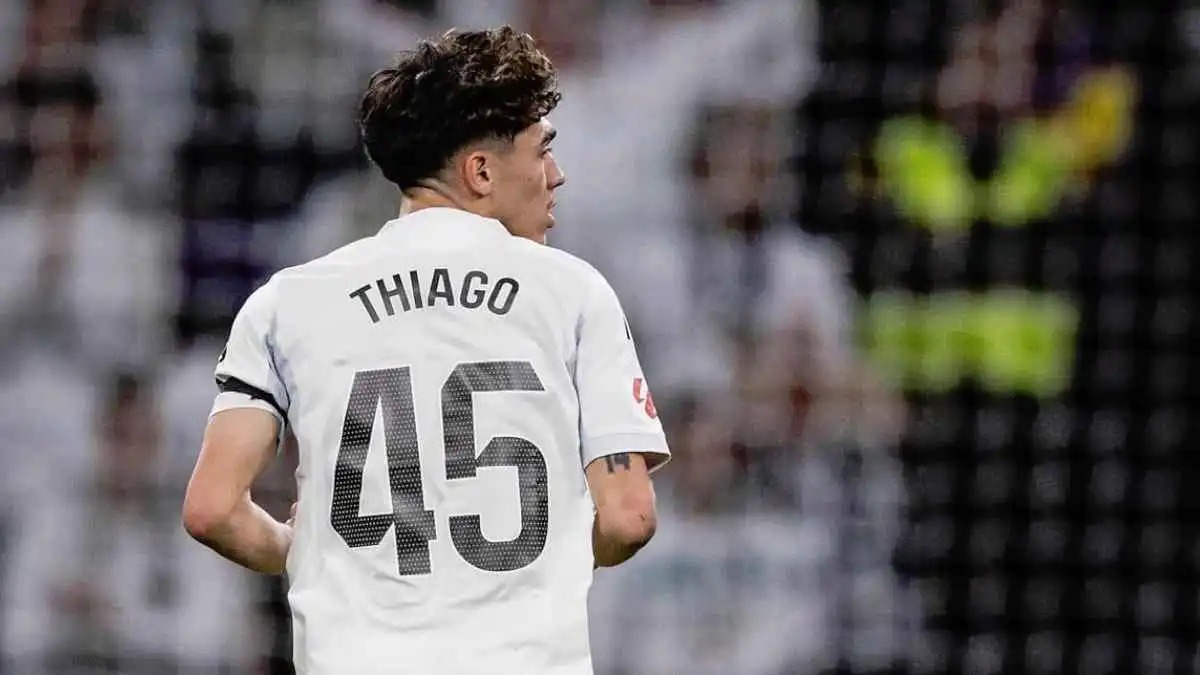 ريال مدريد "يؤمن" جوهرته الثمينة  