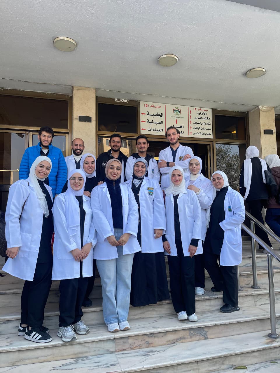 تمريض الزرقاء تنظم نشاطًا توعويًا في مركز الكرامة