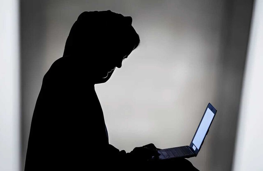 بعد بلاغ من FBI ..  مصر تحقق مع طالب طب بسب سلوكه مع أمريكيات