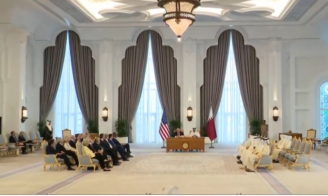 بالفيديو ..  ترامب يُعرب عن إعجابه بالرخام الأبيض في الديوان الأميري بالدوحة: "لم أتمكن من شرائه"