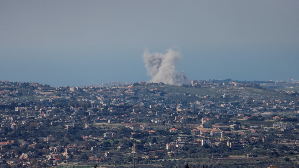 الجيش "الإسرائيلي" ينذر سكان 30 بلدة لبنانية بإخلائها