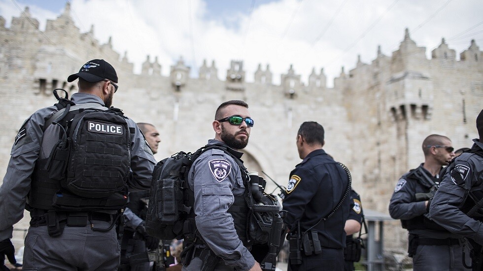 إعلام عبري: اعتقالات في صفوف مسؤولين "إسرائيليين" بشبهة اختلاس أموال تبرعات الحرب