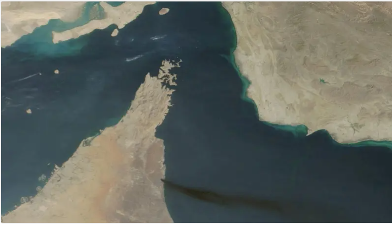 مسؤول استخباراتي: مضيق هرمز تحت سيطرة الحرس الثوري الإيراني ومغلق فعلياً