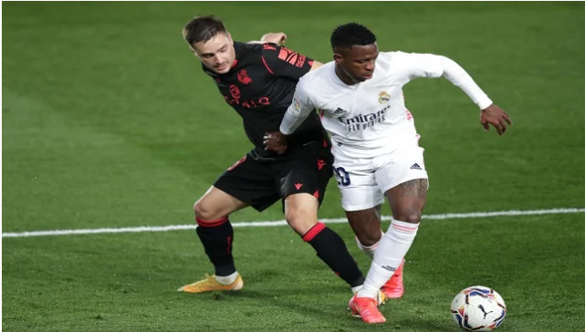 ريال مدريد يفلت من كمين ريال سوسيداد