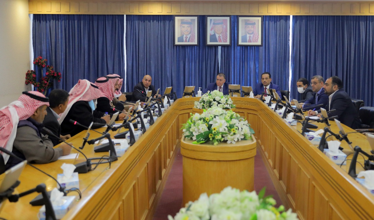 رئيس الزراعة النيابية يبحث والفراية موضوع الاعتداء على أراضي الدولة