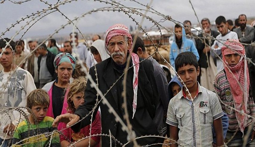  خبير: اللاجئين السوريين لا يثقون في بالدور الروسي في سوريا ..  وعودتهم مشروطة بالإعمار 