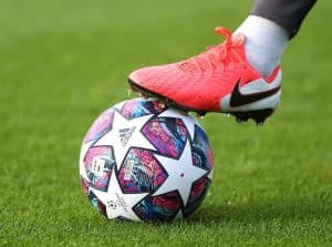 مباراتان مهمتان بدوري المحترفين لكرة القدم غدا