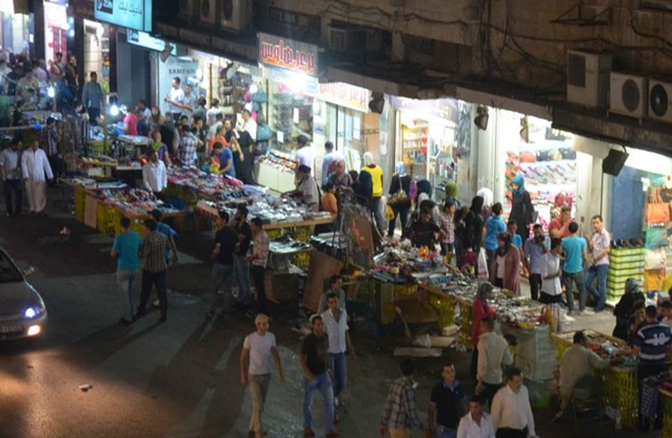 الاردنيون اقبلوا على شراء الملابس و المجوهرات بشكل ضعيف جداً في عيد الاضحى  ..  تفاصيل