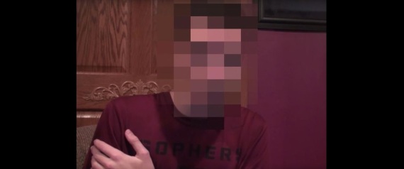 الرجل الذي يزعم أنه مسافر عبر الزمن وقادم من عام 2028 يبوح بما يحمله المستقبل!