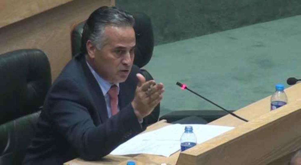 النائب النعيمات للوزير الغرايبة :أنت أصبحت وزير بالواسطة