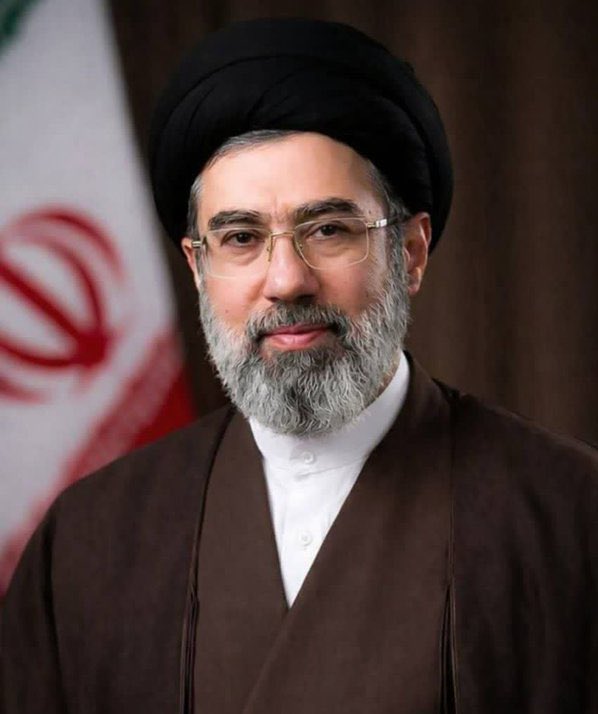 من هو المرشد الجديد لإيران مجتبي علي خامنئي؟