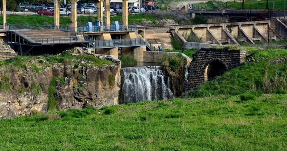 الأردنيون يدخلون الغمر لأول مرة منذ ربع قرن