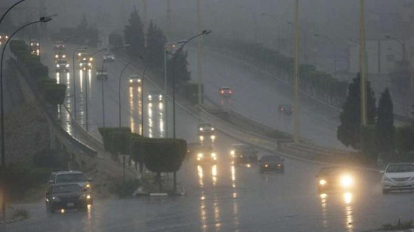 الطائف ..  نجاة شاب سعودي بعد إصابته بصاعقة رعدية