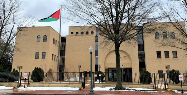 السفارة الأردنية في واشنطن تحذر رعاياها من إعصار إيان